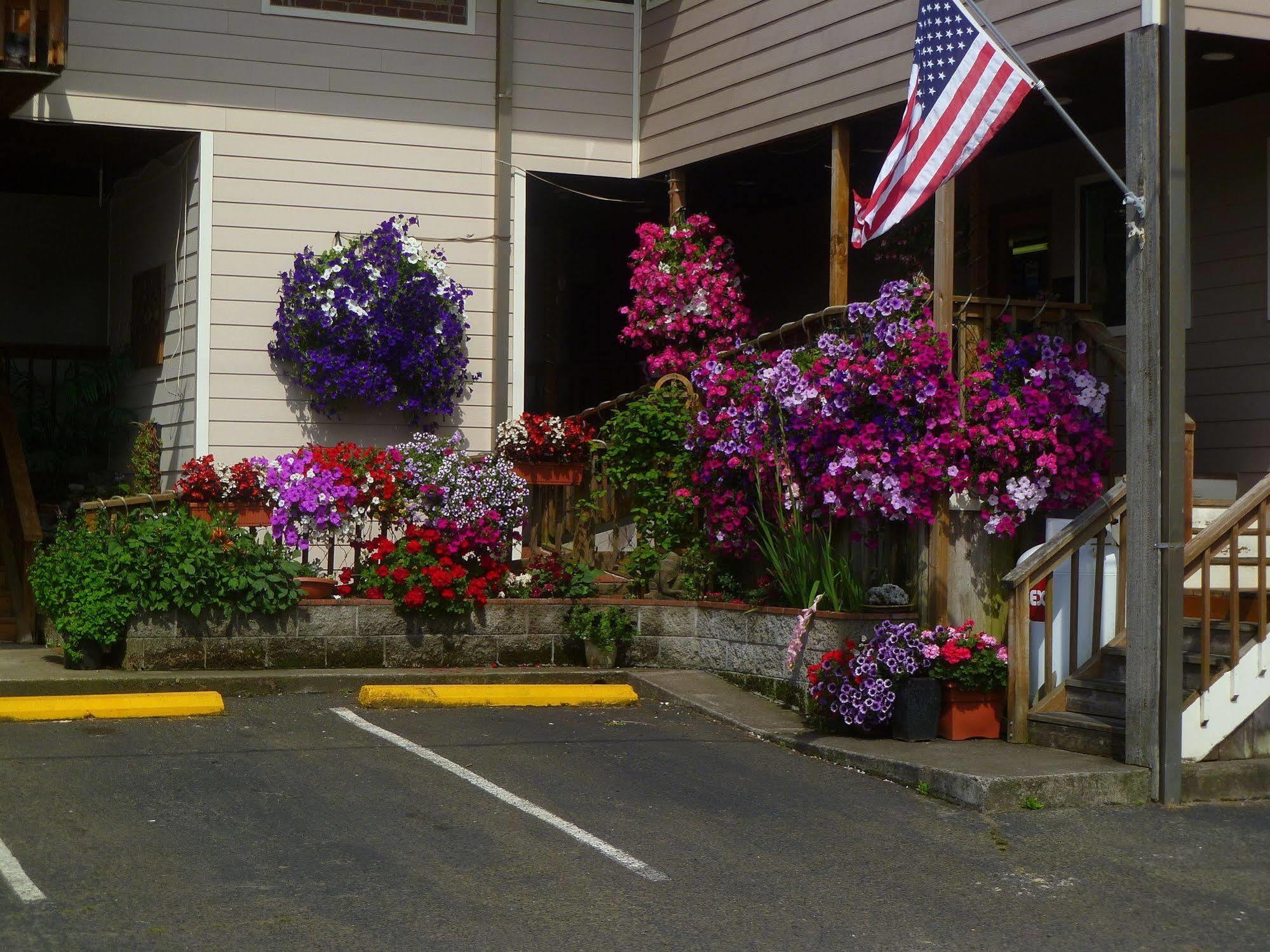Tradewinds Motel Rockaway Beach Exterior foto
